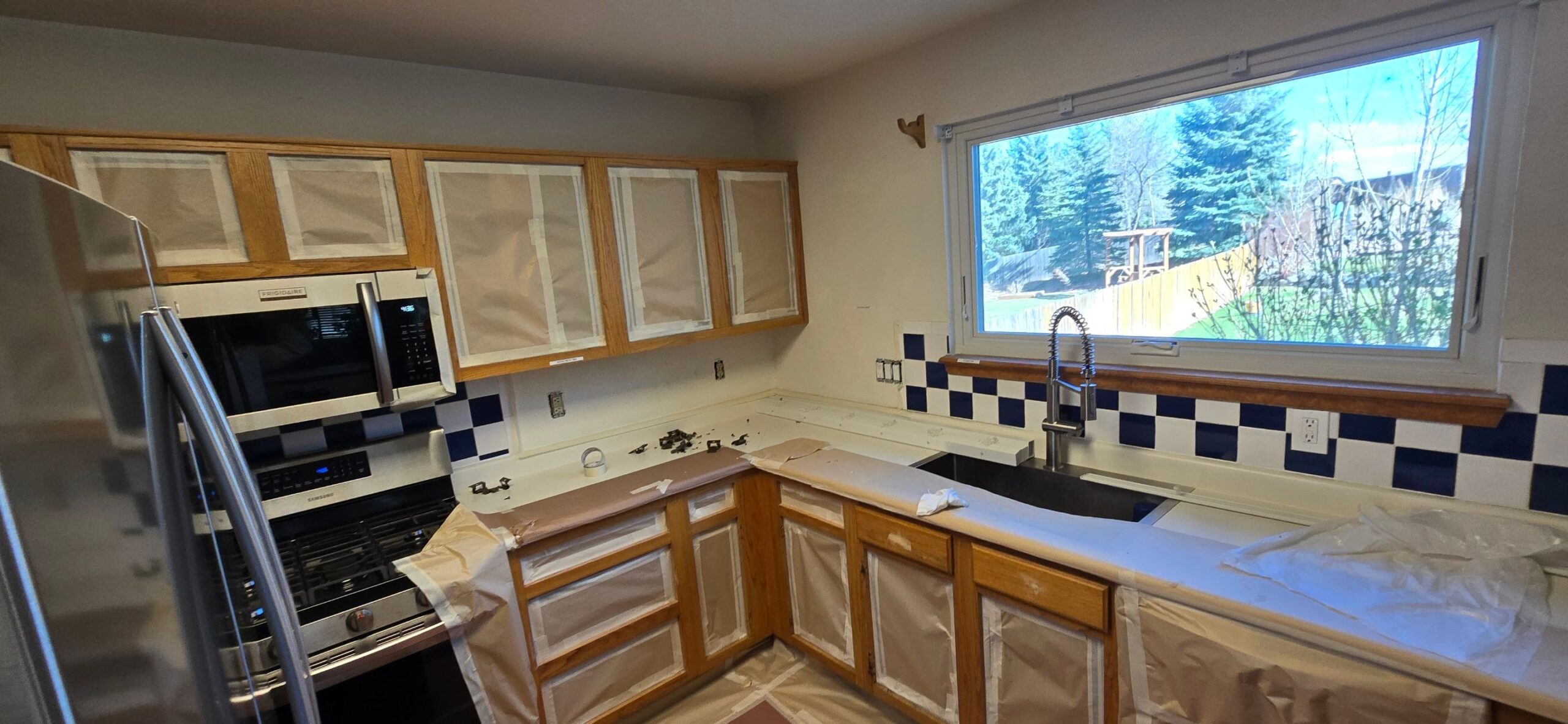 Accent Walls, Trim Painting, Texture Repair.