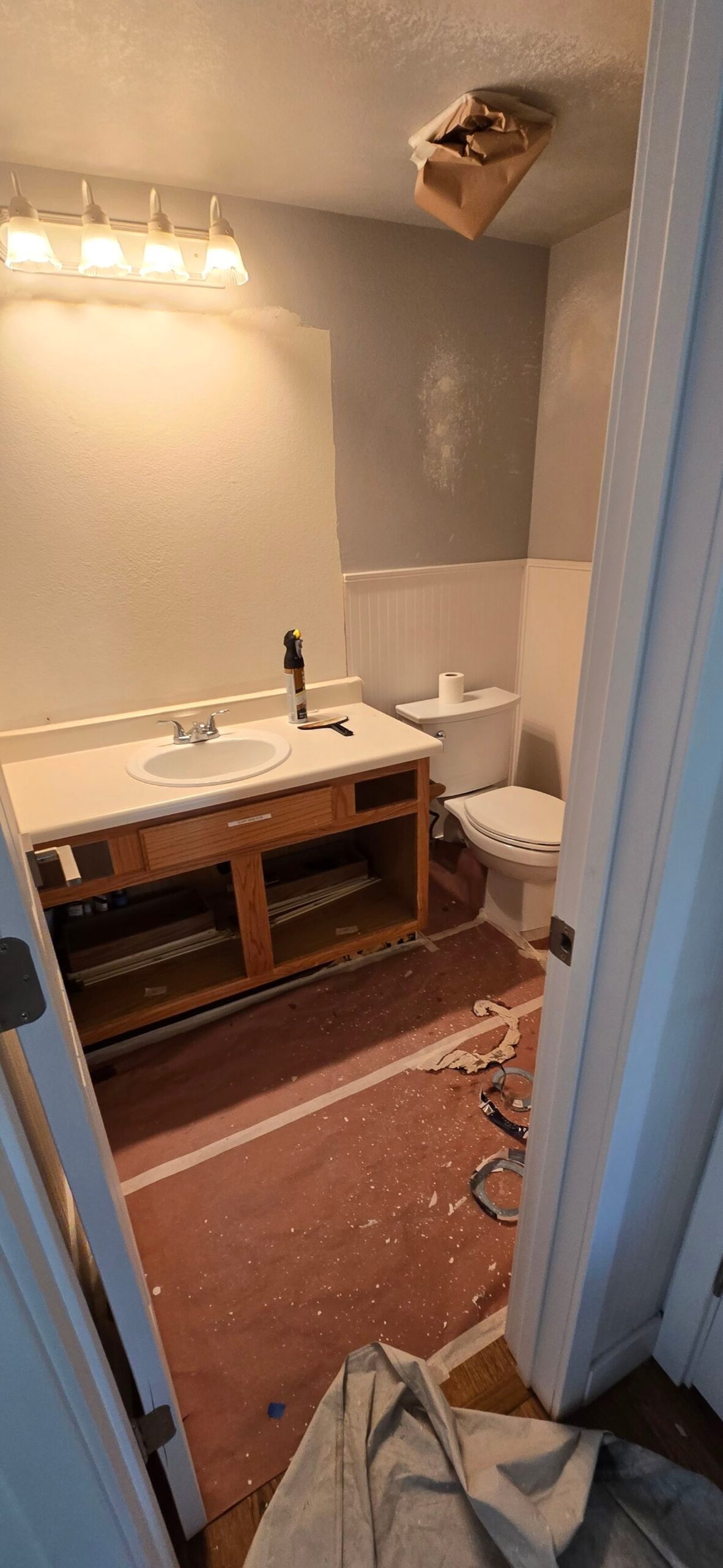 Accent Walls, Trim Painting, Texture Repair - cabinet respray